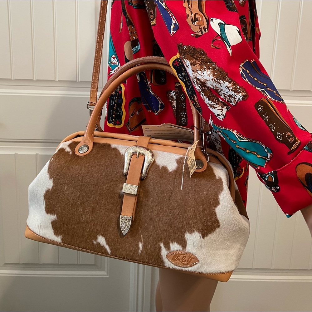 Beautiful Circle Y of Yoakum Cowhide Purse. Handmade. Vintage. NWT - Picture 2 of 12